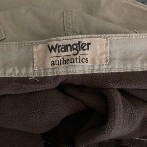 Wrangler Fleece Lined Khaki Cargo Pants 42 x 32